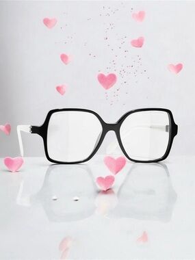 🆕💞CHANEL CC Logo Square Blue Light Sunglasses Acetate Rims • BLACK & WHITE • NWT